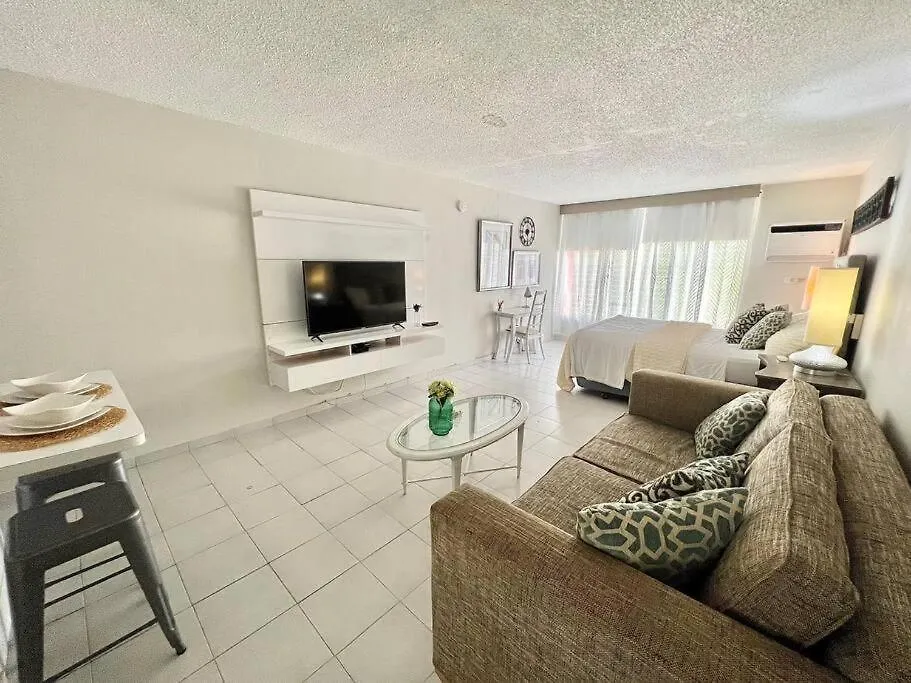 T-Mobile District Spacious Studio In Quiet & Tranquil Area Сан-Хуан Апартаменты